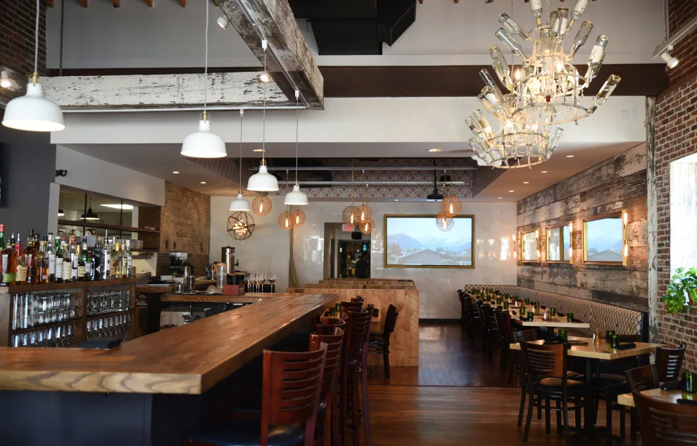 Modern Wine Lounge and Eatery, Louie's Wine Dive by B+A Architecture - Photo 2