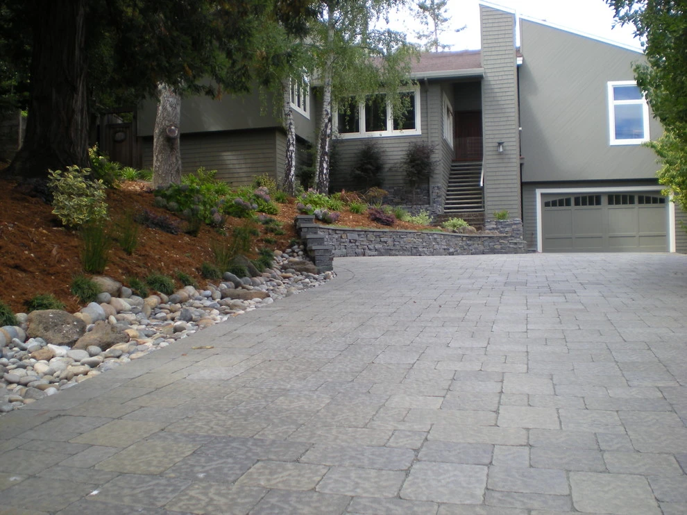 San Carlos Driveway & Front Landscaping by DPG Pavers And Design - Photo 8