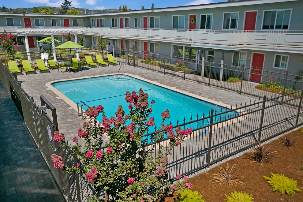 Resort Feel Apartment Upgrade by DPG Pavers And Design - Photo 20