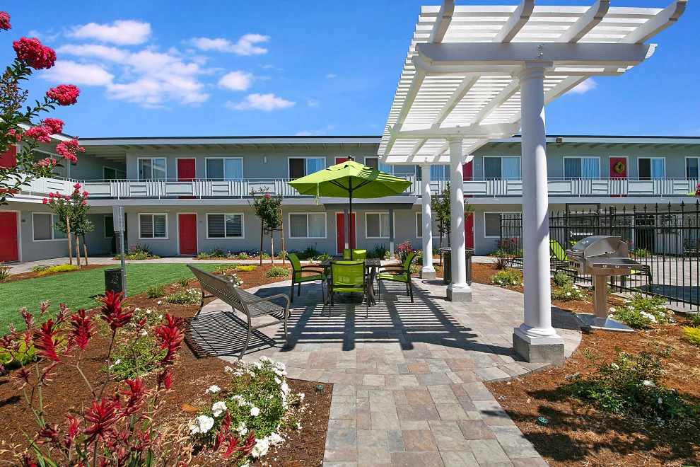 Resort Feel Apartment Upgrade by DPG Pavers And Design - Photo 25