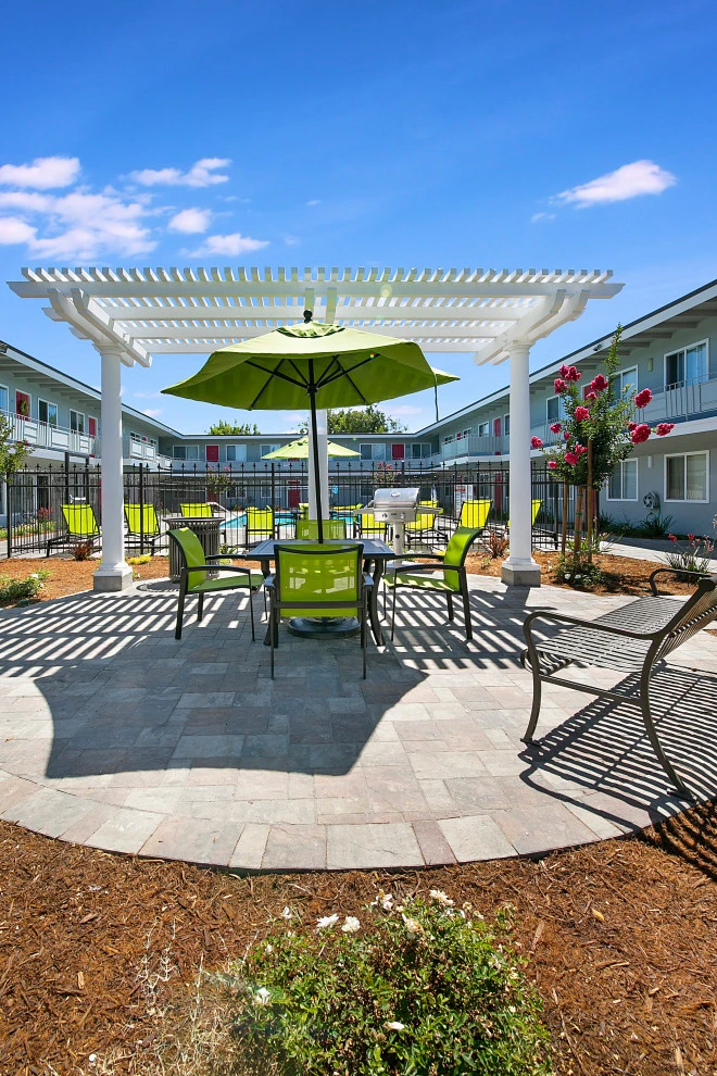 Resort Feel Apartment Upgrade by DPG Pavers And Design - Photo 15