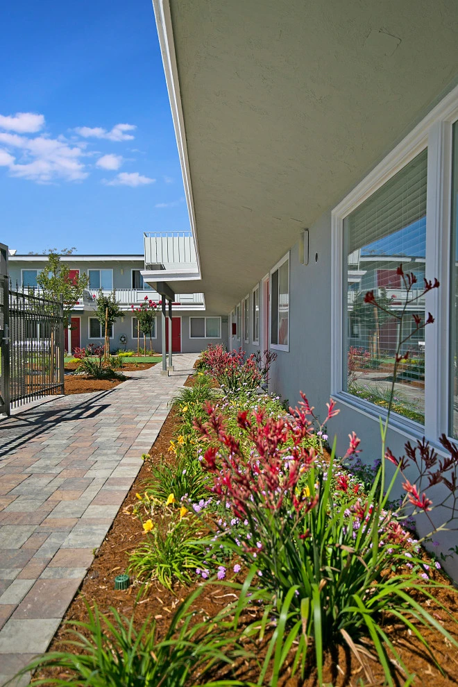 Resort Feel Apartment Upgrade by DPG Pavers And Design - Photo 5