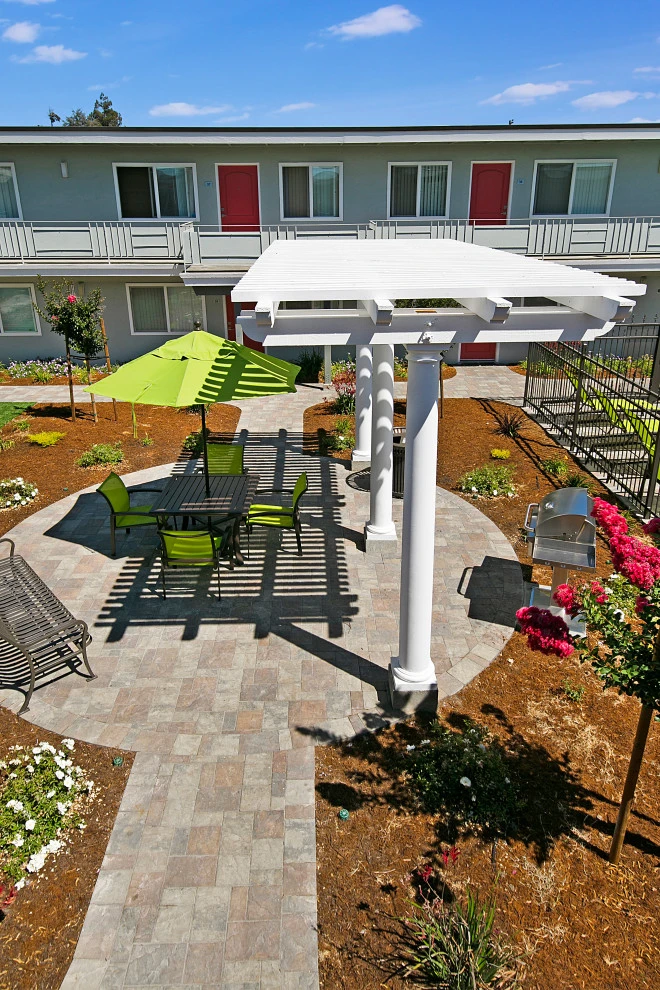 Resort Feel Apartment Upgrade by DPG Pavers And Design - Photo 19