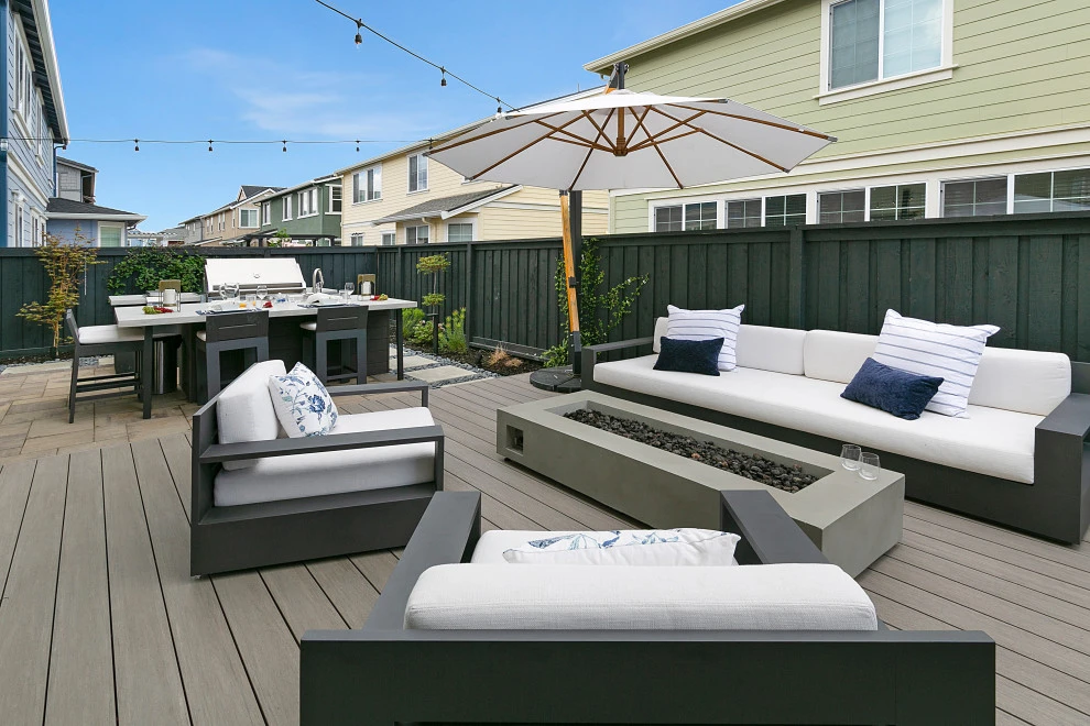 Family Gathering and Cooking Backyard by DPG Pavers And Design - Photo 6