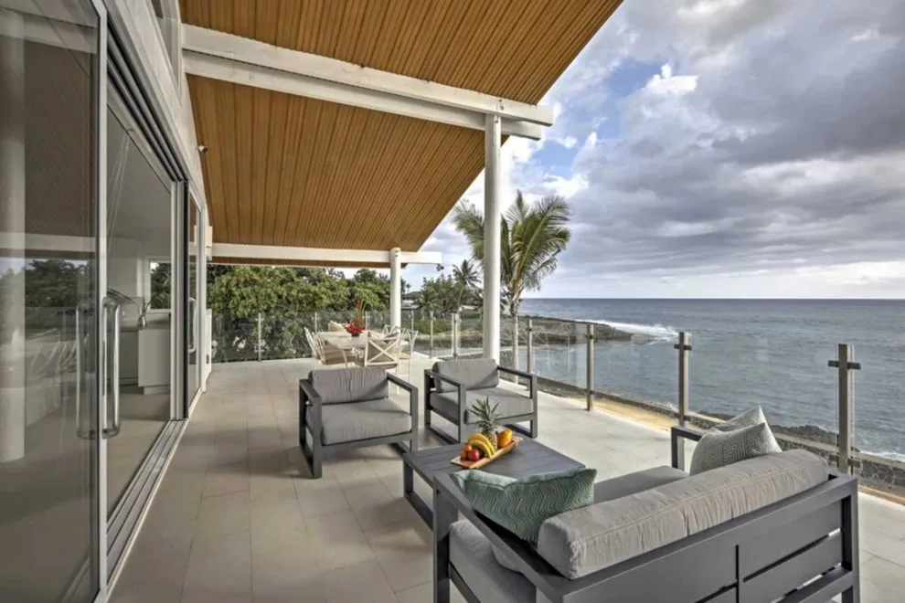 Makaha House by Prowork Pacific Inc. - Photo 4