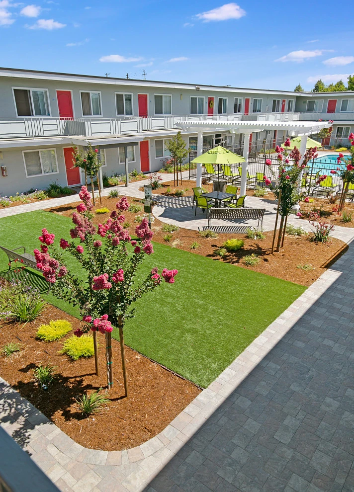 Resort Feel Apartment Upgrade by DPG Pavers And Design - Photo 16