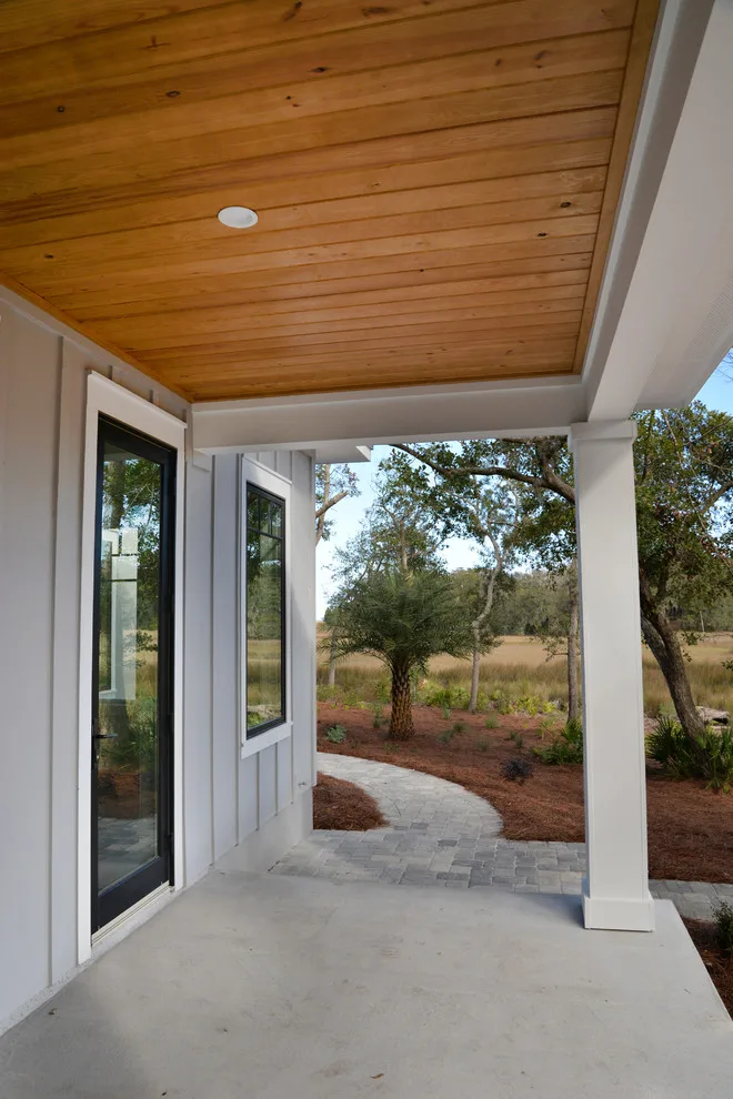 Waterfront Home by Esposito Design - Photo 4