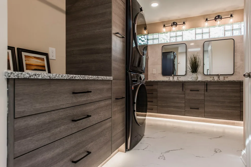 Combined Bathroom and Laundry by Fabl Design - Photo 2
