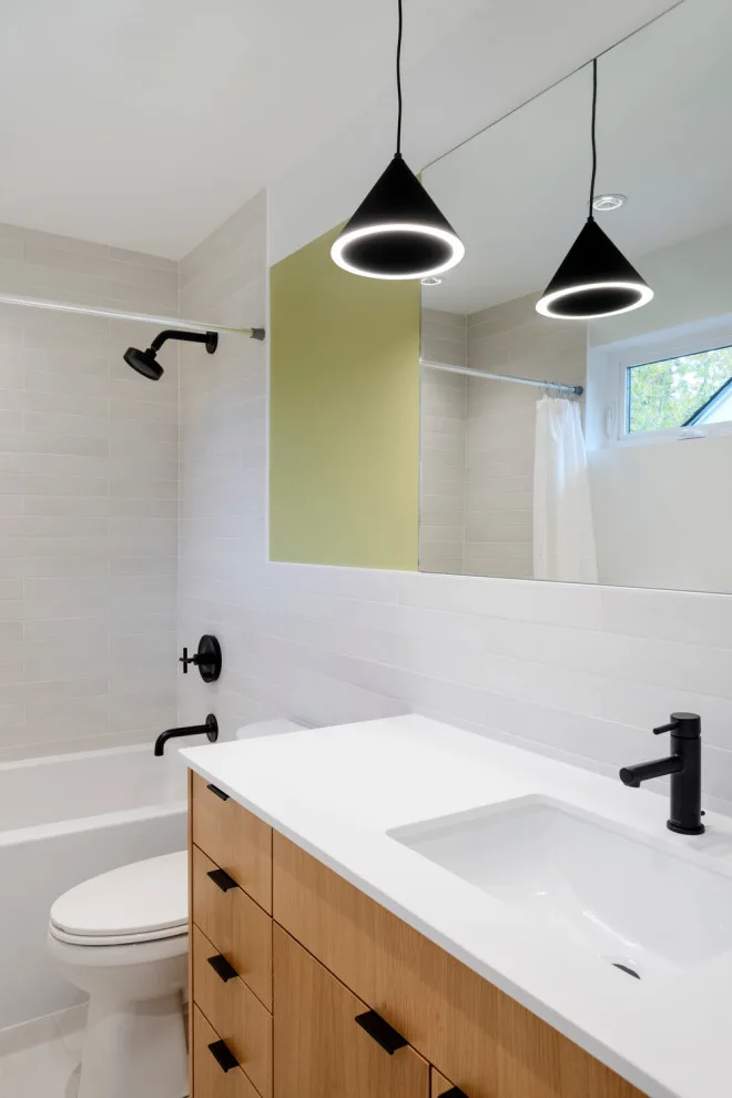 Meridian Home by Click Architects - Photo 3