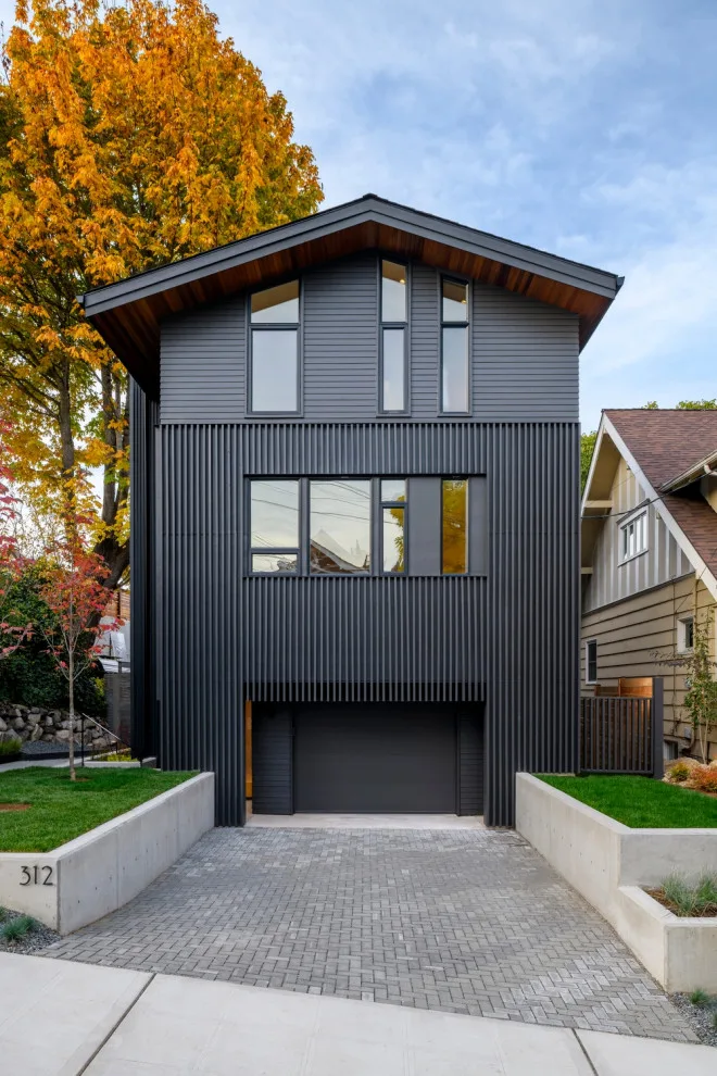 Meridian Home by Click Architects - Photo 16