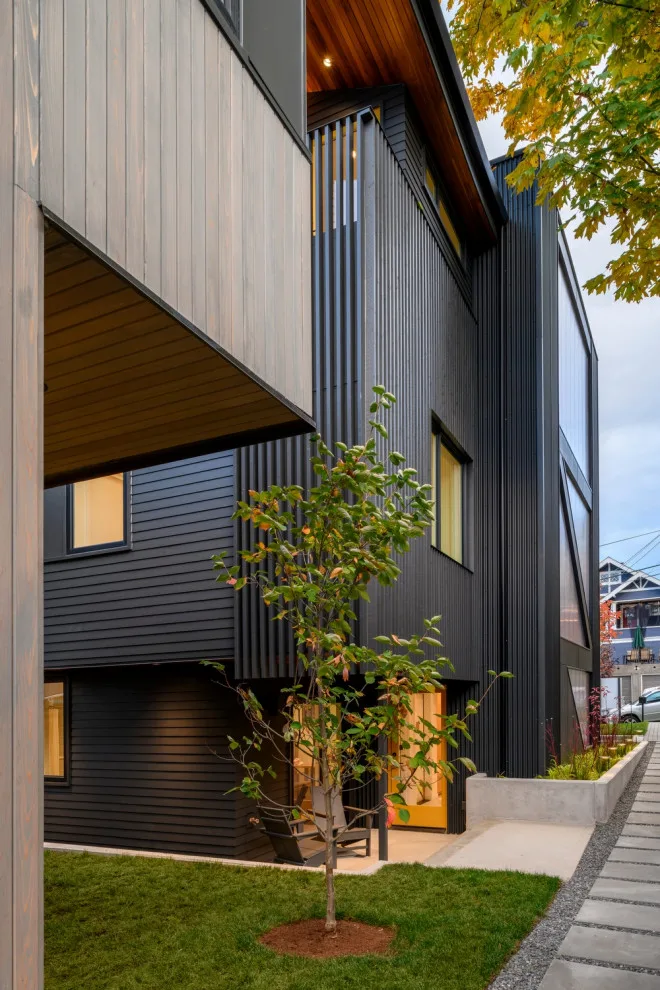 Meridian Home by Click Architects - Photo 5
