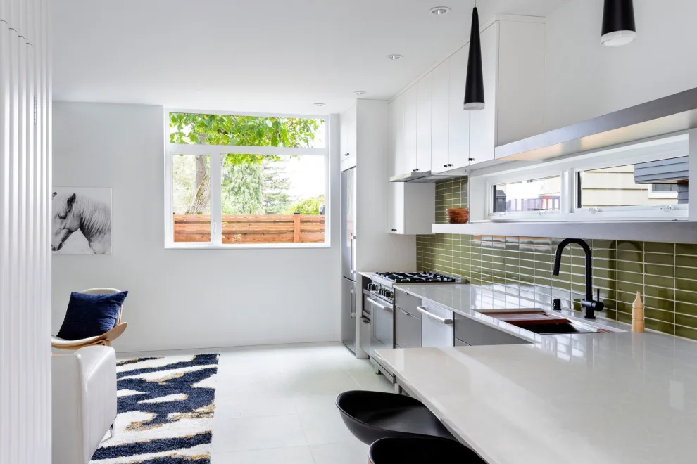 Meridian Home by Click Architects - Photo 13