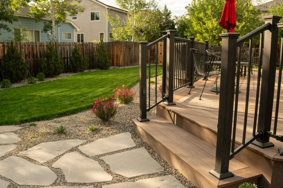 SUBURB SANCTUARY by Duke's Landscape Company - Photo 4