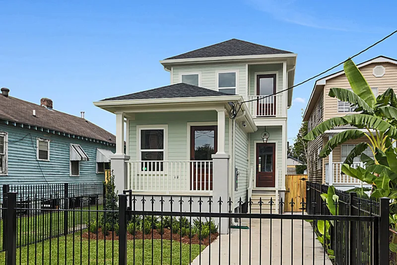 Midtown Detached Home by Adamick Architecture - Photo 2