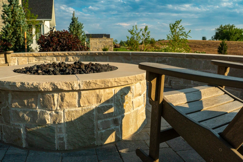 MOUNTAIN CANVAS by Duke's Landscape Company - Photo 10