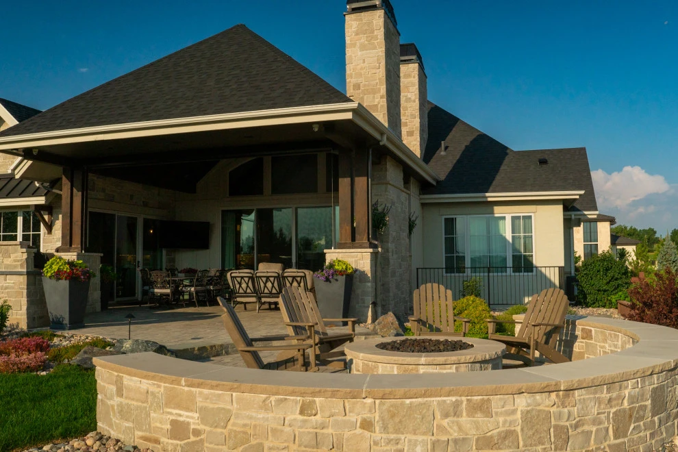 MOUNTAIN CANVAS by Duke's Landscape Company - Photo 5