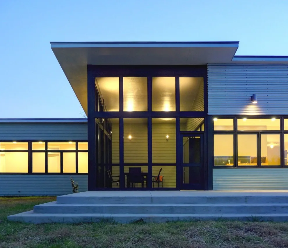 Milton Home by John TeSelle - Photo 3