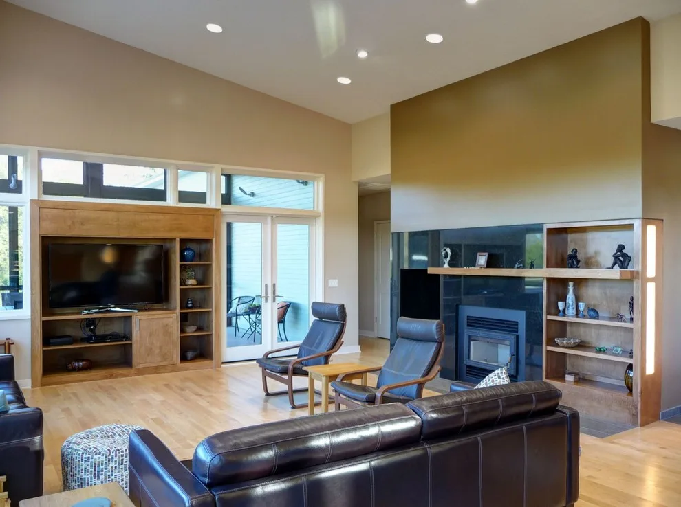 Milton Home by John TeSelle - Photo 2