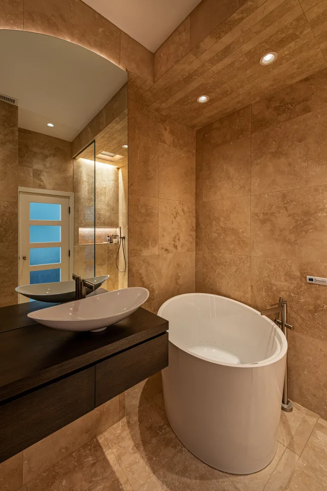 Contemporary Bathroom by Proctor Architects, LLC - Photo 2