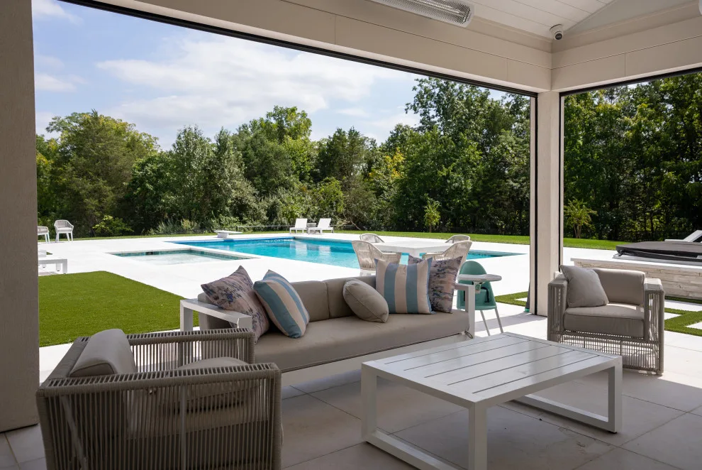 Contemporary Family Residence by Emboss Design - Photo 10