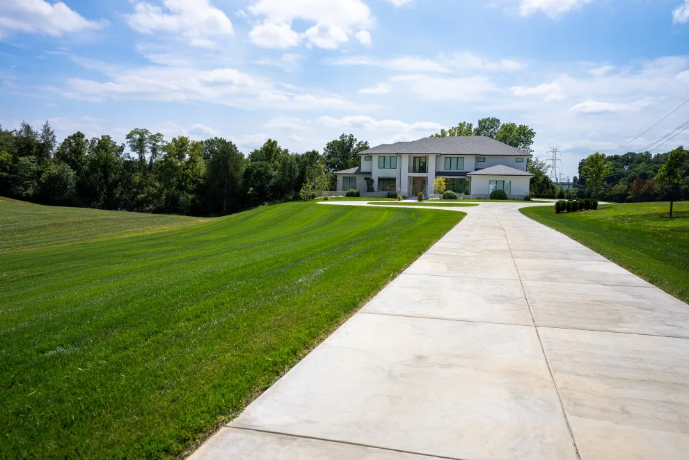 Emboss Design - Photo 4