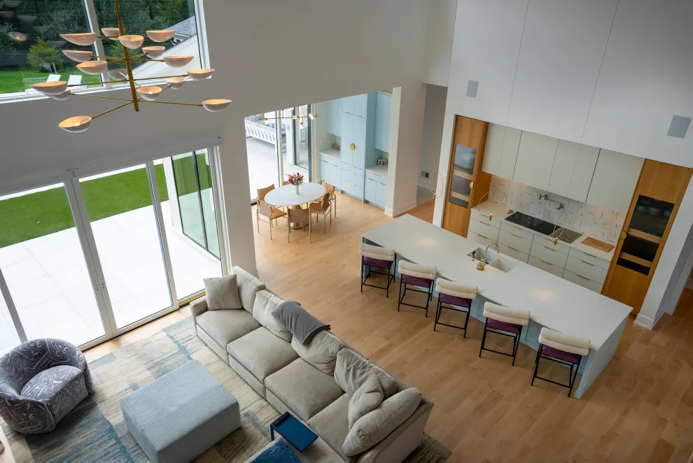 Contemporary Family Residence by Emboss Design - Photo 8