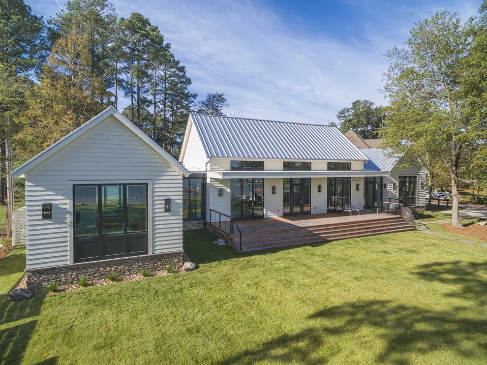 Contemporary Lake Murray Farmhouse by Catalyst Architects, LLC - Photo 3
