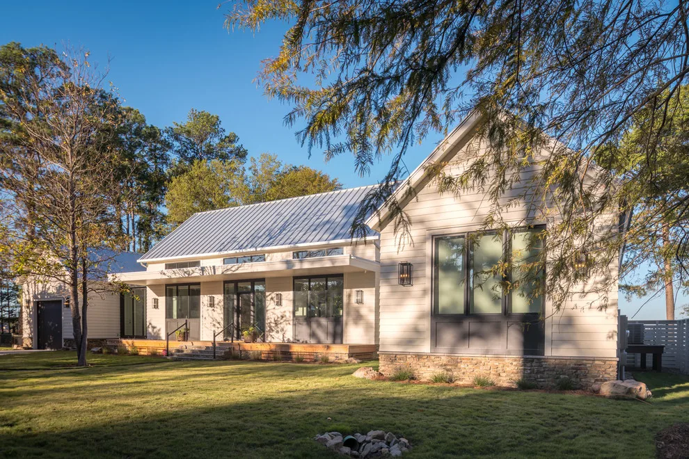 Contemporary Lake Murray Farmhouse by Catalyst Architects, LLC - Photo 4