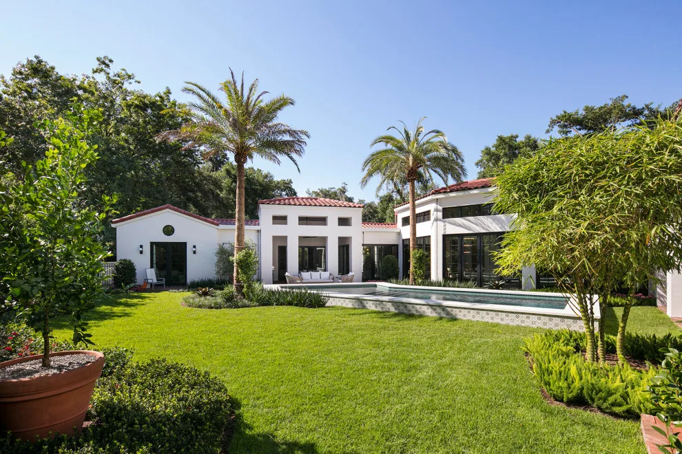 Contemporary Hacienda by Phil Kean Design Group - Photo 6