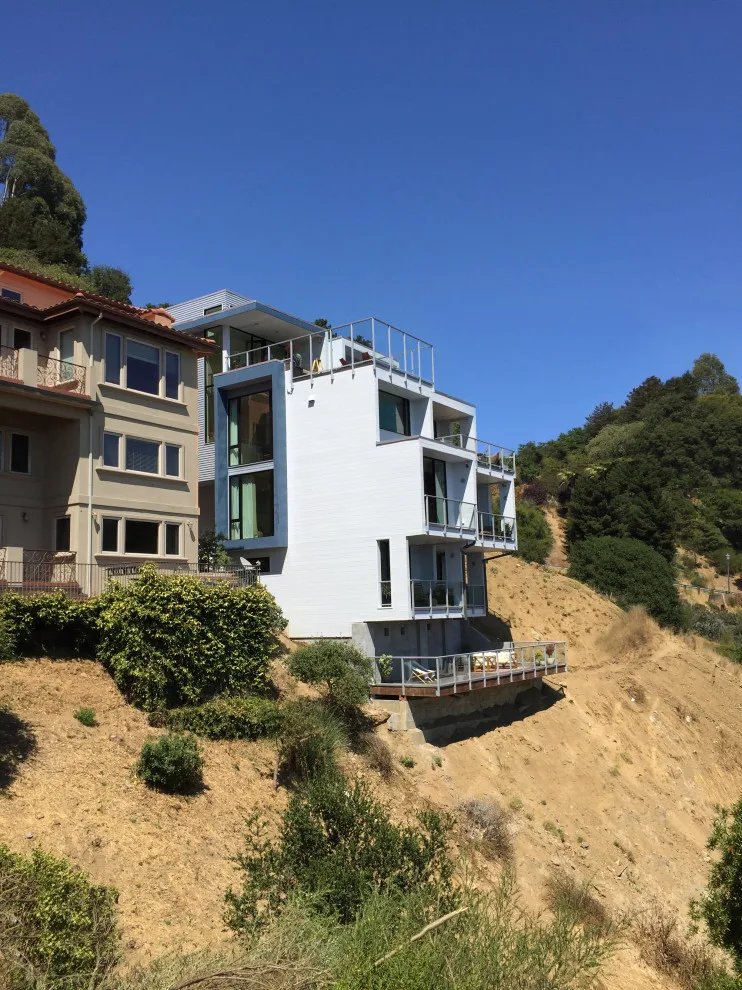 Contemporary Mountainside Residence by Marc Newman Architect - Photo 11
