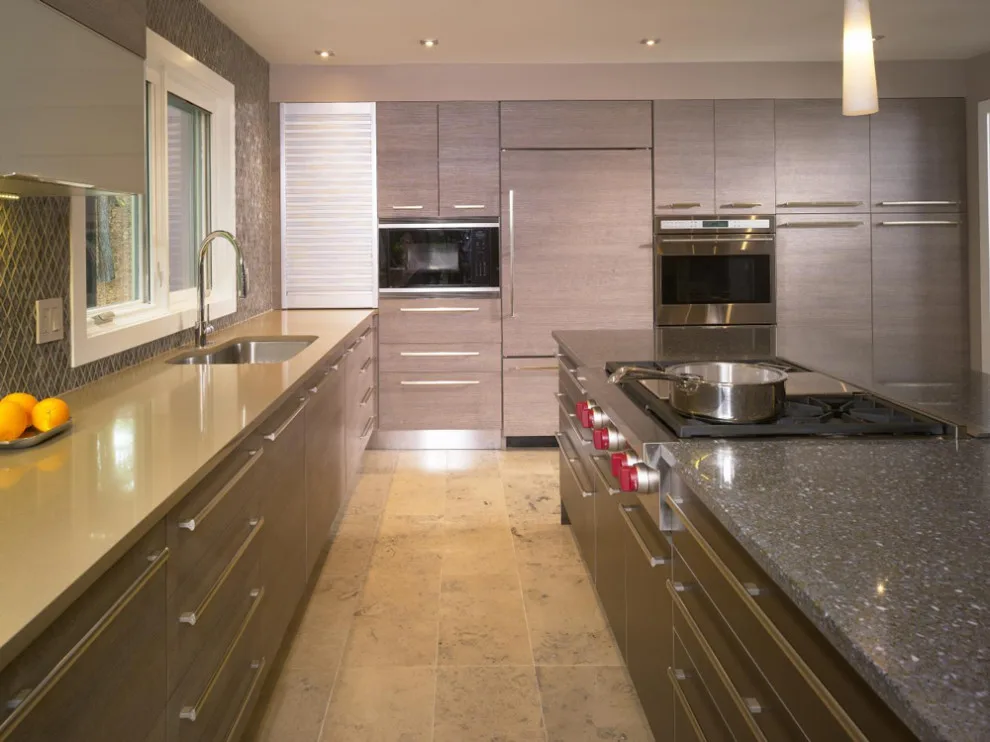 Contemporary Kitchen Makeover by Blue Oak Architecture - Photo 4