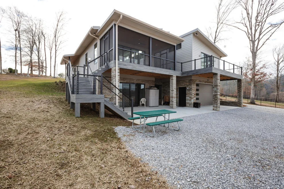 Contemporary Lakeside Retreat by Rosser Design Studio - Photo 19