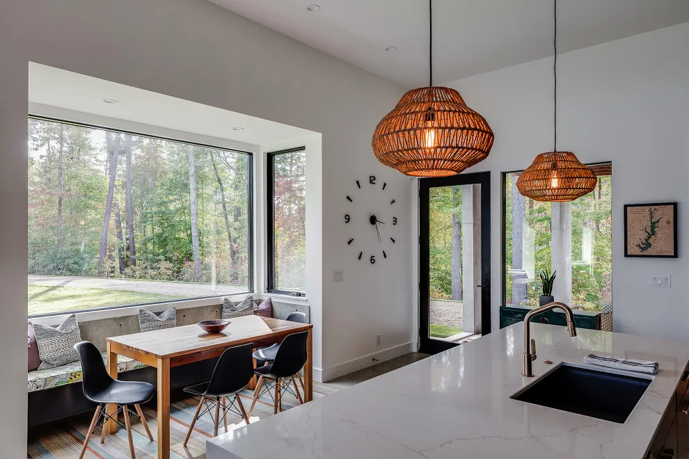 Contemporary Lakeside Getaway by Markalunas Architecture Group - Photo 9