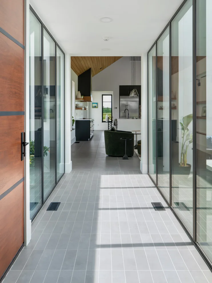 Contemporary Avenue by Jamee Parish Architects, LLC - Photo 3