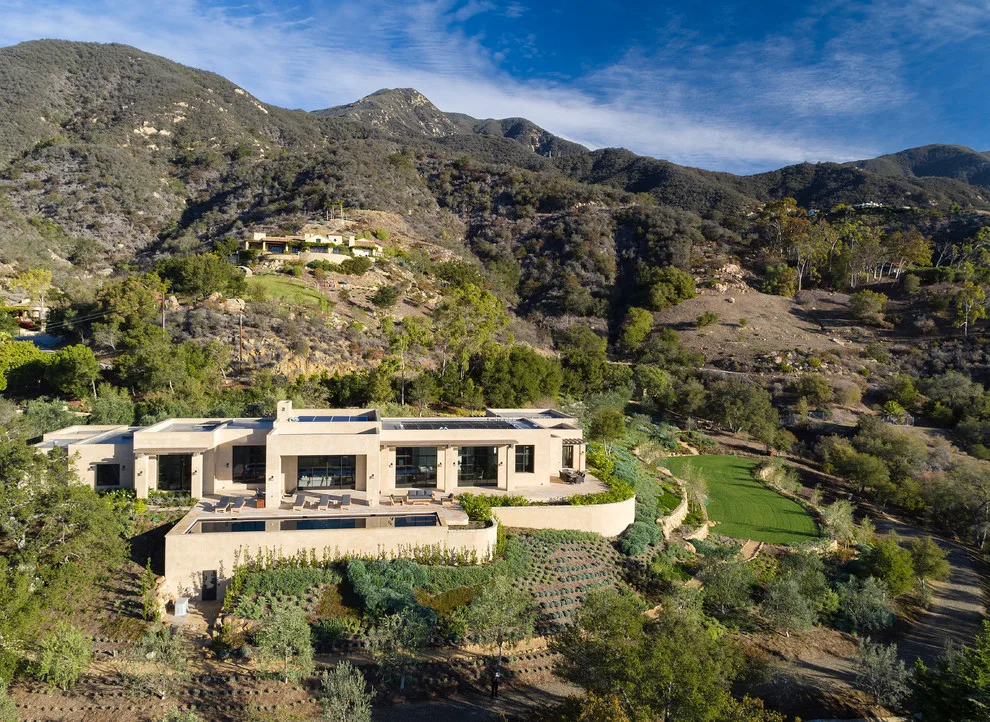 Contemporary Elegance with a Perspective by Tom Meaney Architect, AIA - Photo 15
