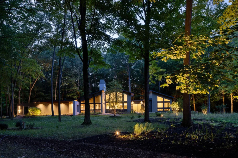 Contemporary Hideaway in the Forest by Via Design - Photo 11