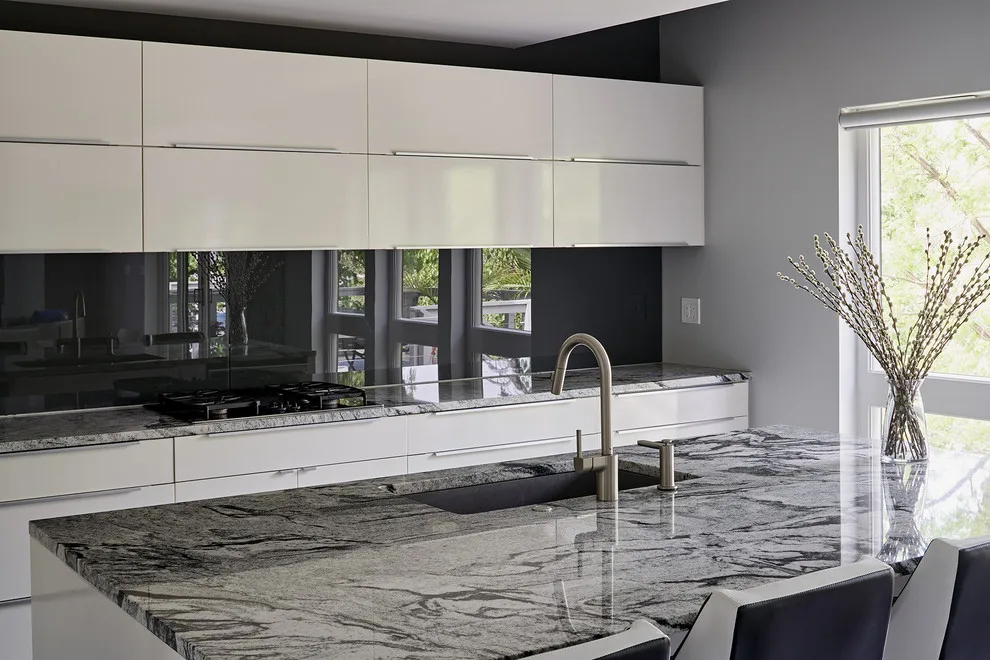 Monochrome Abode | A Tailored Contemporary House by Herron + Partners - Photo 2