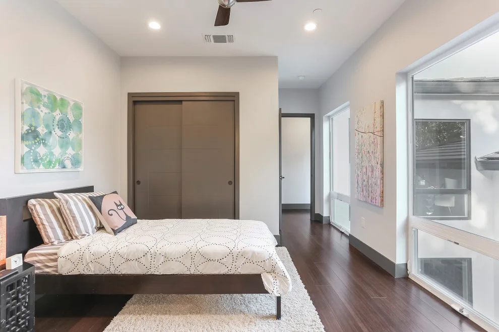 Monterey Avenue Bespoke Residence by California At Home - Photo 18