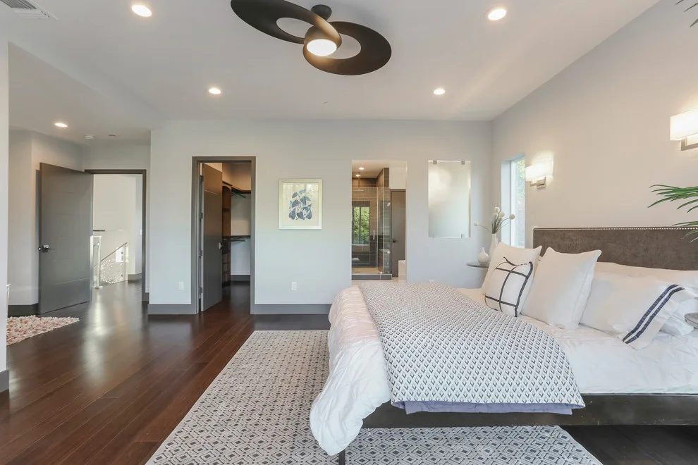 Monterey Avenue Bespoke Residence by California At Home - Photo 16