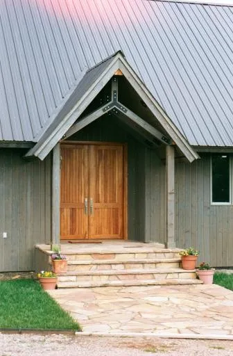 Summit Exteriors by Hive Architecture By Becky Alexis - Photo 2