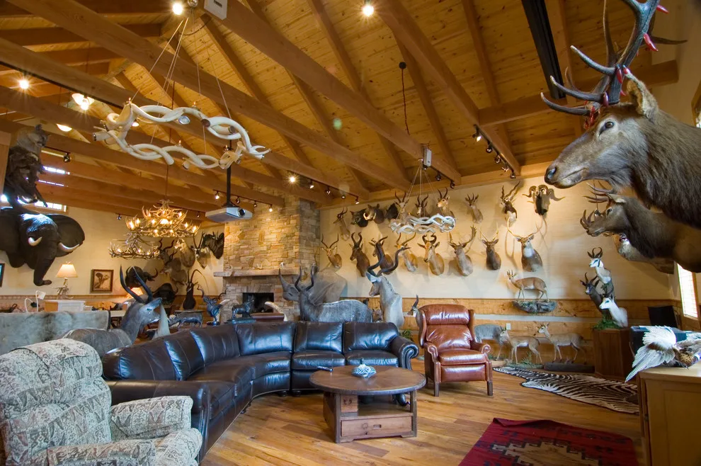 Alpine Retreat Residence by Falconnier Design Co - Photo 18