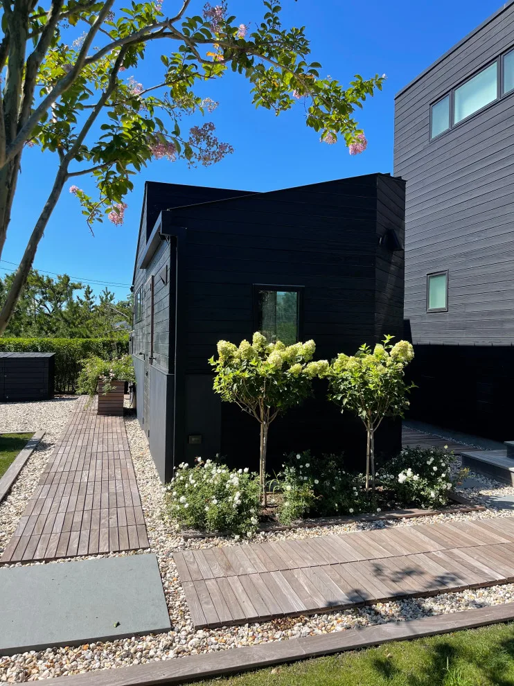 Versatile Shed - Montauk NY by Daniel Koplowitz Architect - Photo 4