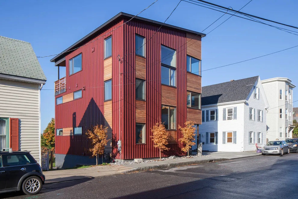Modern Munjoy Hill by BRIBURN - Architecture For Life - Photo 2