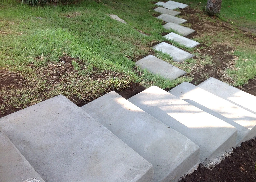 Concrete in Landscaping by Flores Artscape, Inc. - Photo 9