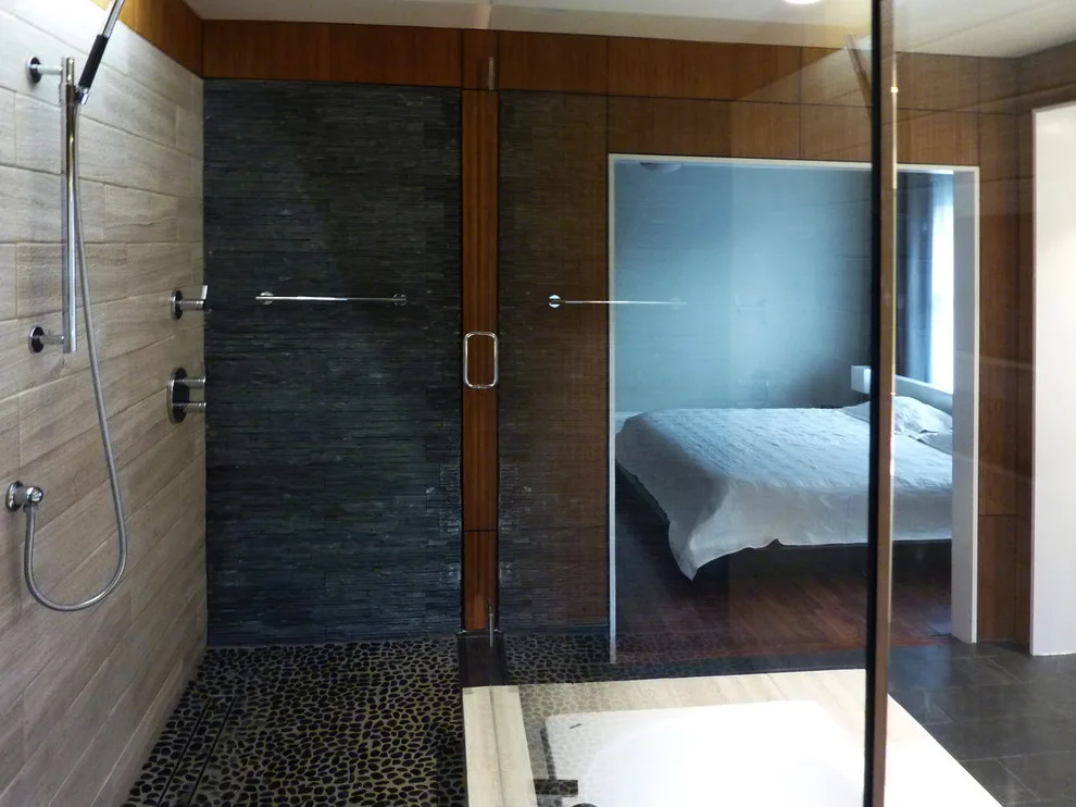 Contemporary Bathroom Expansion by Helt - Photo 3