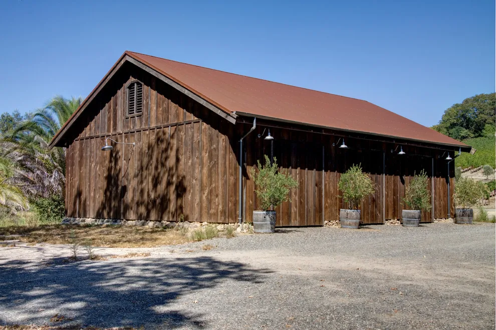 Napa Country Dock and Barn House by Paul Kelley Architecture - Photo 5
