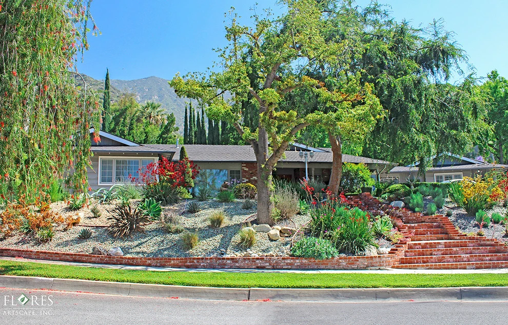 Low-Maintenance Landscape Elements by Flores Artscape, Inc. - Photo 24