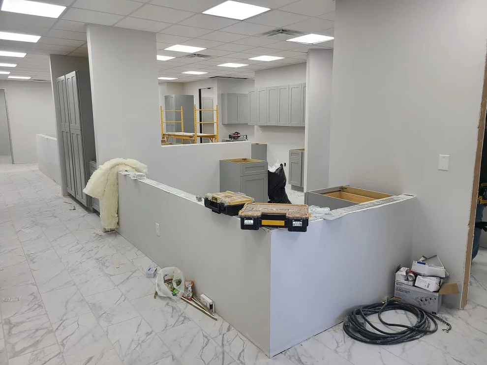San Antonio Dermatology Clinic Renovation by Franklin & Zaldivar Architecture And Planning - Photo 26