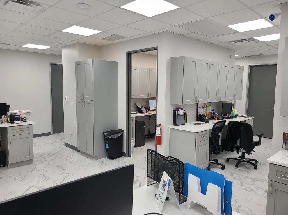 San Antonio Dermatology Clinic Renovation by Franklin & Zaldivar Architecture And Planning - Photo 11