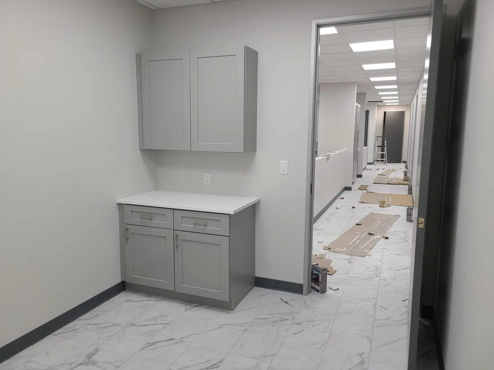 San Antonio Dermatology Clinic Renovation by Franklin & Zaldivar Architecture And Planning - Photo 10
